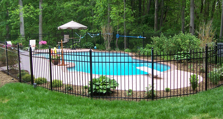 aluminum fence cost