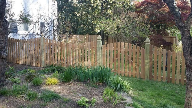 Wood Fence Gaithersburg Rockville Md Potomac Wood Retaining Wall Capital Fence